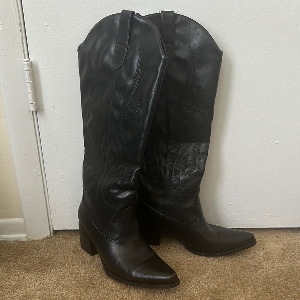 Black Leather Cowboy Boots